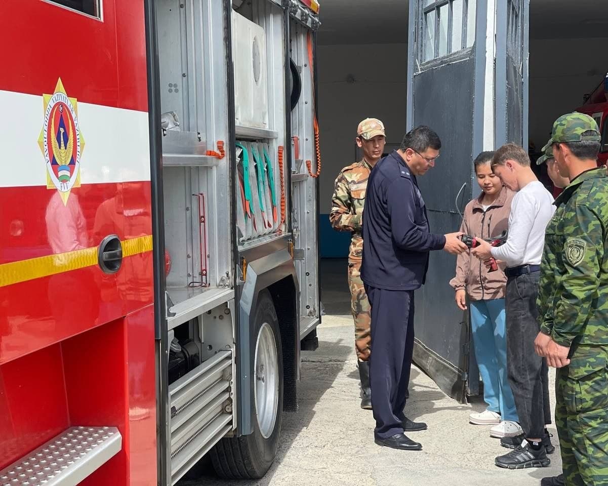 Sirdaryo, Samarqand, Surxondaryo va Jizzax viloyatlarida yoshlar bilan ochiq muloqot va uchrashuvlar tashkil etildi