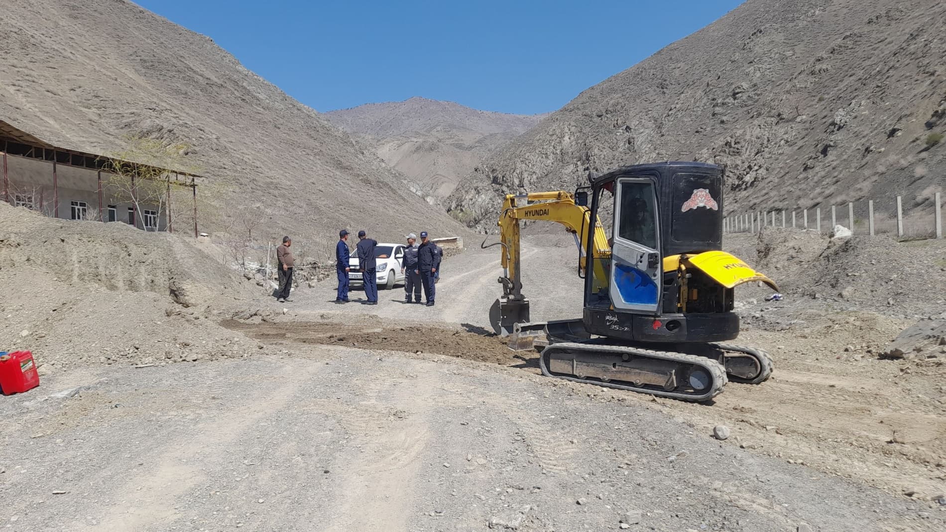 Фарғона ва Андижон вилоятларида муҳандислик тадбирлари ҳолати ўрганилди