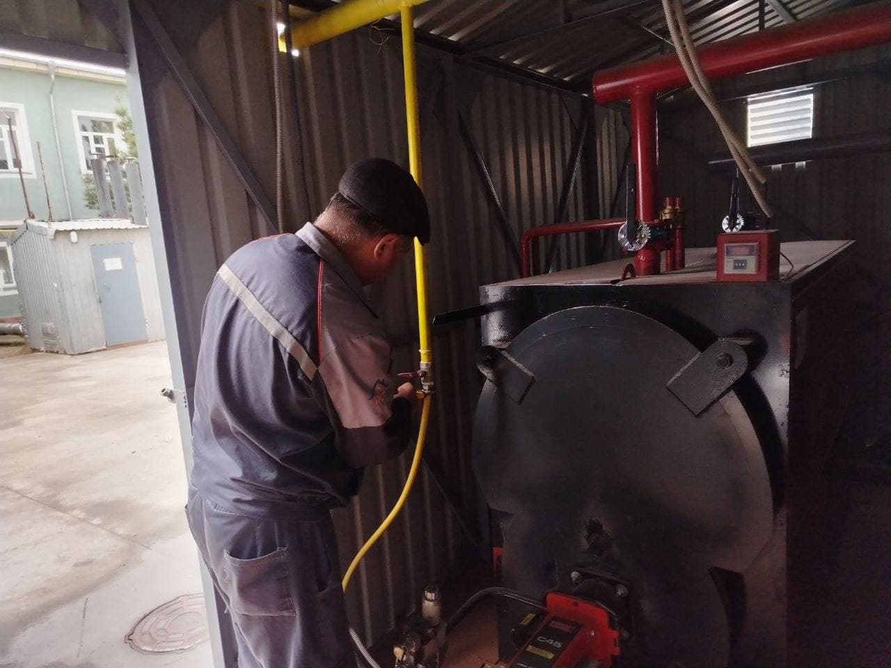 Бухоро вилояти ФВБ томонидан Ромитан, Пешку ва Қоракўл туманларида жойлашган Тиббиёт бирлашмаларида ФВДқТ хизматлари билан ҳамкорликда махсус-тактик ўқув машқлари ўтказилди