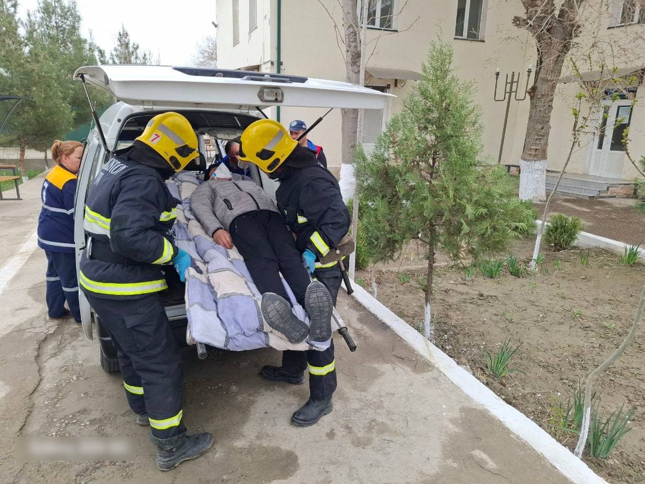 Бухоро вилояти ФВБ томонидан Ромитан, Пешку ва Қоракўл туманларида жойлашган Тиббиёт бирлашмаларида ФВДқТ хизматлари билан ҳамкорликда махсус-тактик ўқув машқлари ўтказилди