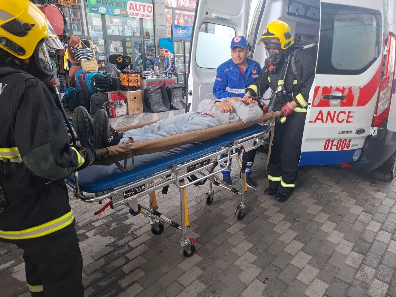 Samarqand viloyati FVB tomonidan Samarqand tumanida joylashgan avtomobil ehtiyot qismlari bozorida maxsus-taktik o‘quv mashqi o‘tkazildi