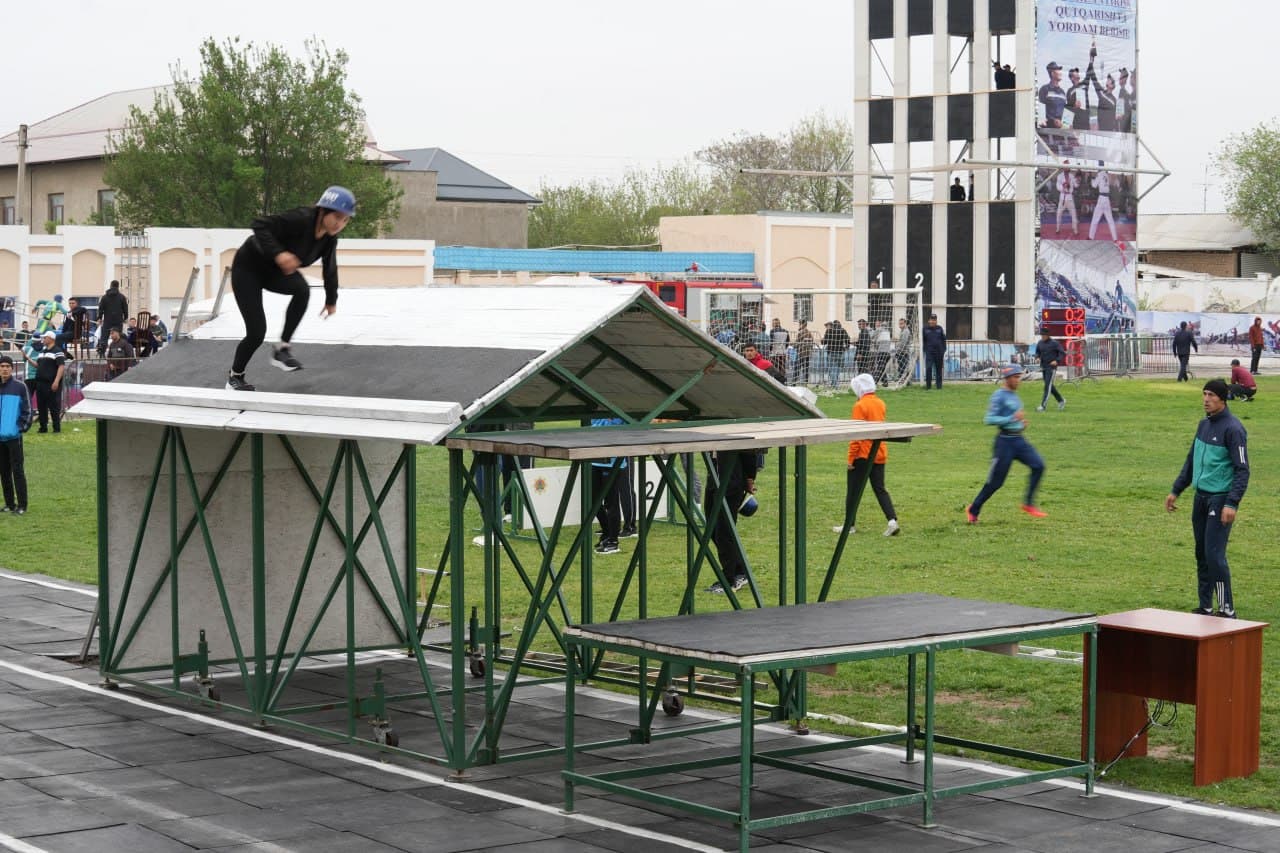 Ёнғин-қутқарув спорти бўйича Фавқулодда вазиятлар вазирлиги биринчилиги республика босқичи кўтаринки руҳда ўтказилмоқда