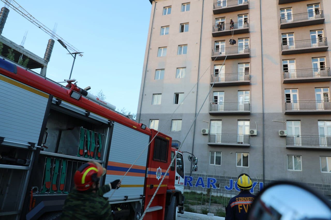 Наманган ва Хоразм вилоятлари ФВБ томонидан талабалар турар жойларида ўқув машғулотлари ўтказилди