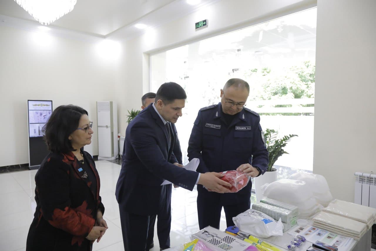 Фавқулодда вазиятлар вазири генерал-майор А.Икрамов ҳамда Бирлашган Миллатлар Ташкилотининг болалар жамғармаси (UNICEF)нинг Ўзбекистон Республикасидаги вакили Реҳина Мария Кастижио ўртасида учрашув бўлиб ўтди