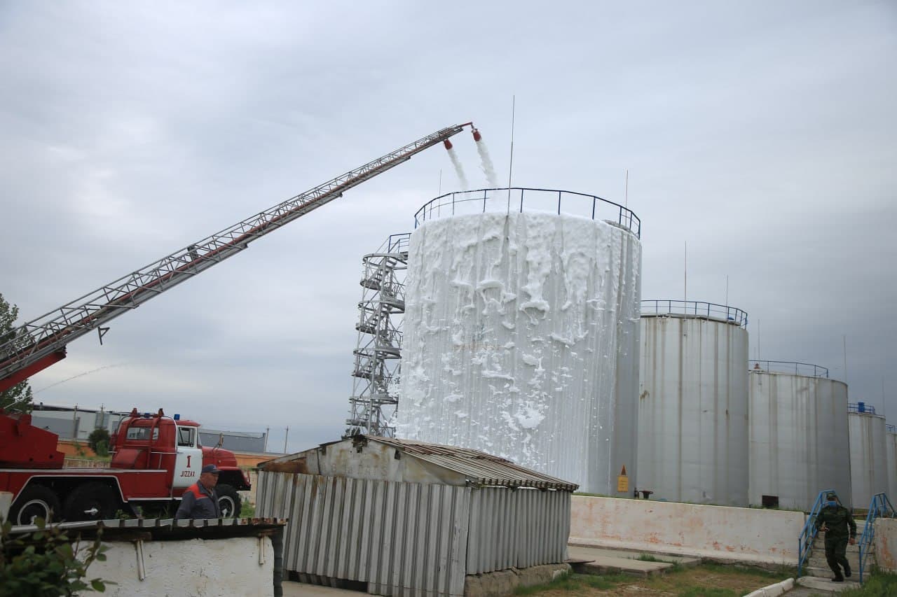 Самарқанд ва Жиззах вилоятлари ФВБ томонидан нефт базаларида махсус-тактик ўқув машқлари ўтказилди