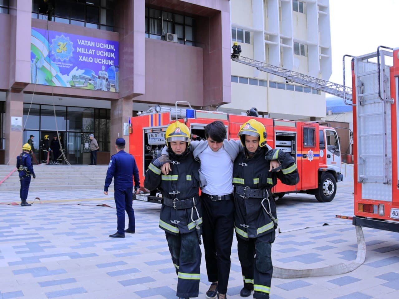 Buxoro viloyati FVB tomonidan Favqulodda vaziyatlar davlat quyi tizimiga kiruvchi korxona va tashkilotlar bilan hamkorlikda Buxoro davlat texnika universitetida maxsus-taktik o‘quv mashqi o‘tkazildi