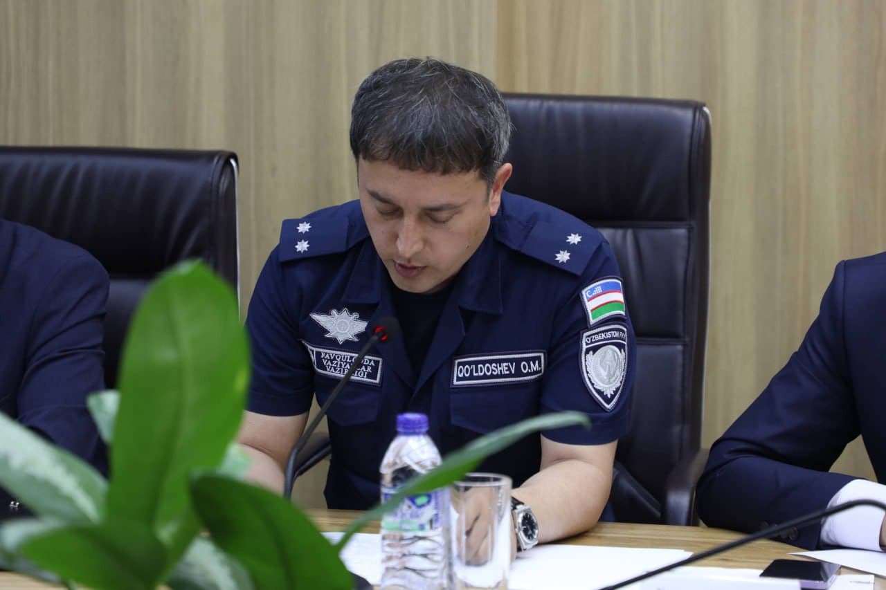 Мактабгача ва мактаб таълими вазири Э.Каримова раислигида, Фавқулодда вазиятлар вазирлиги бошқарма бошлиғи подполковник О. Қўлдошев иштирокида йиғилиш бўлиб ўтди