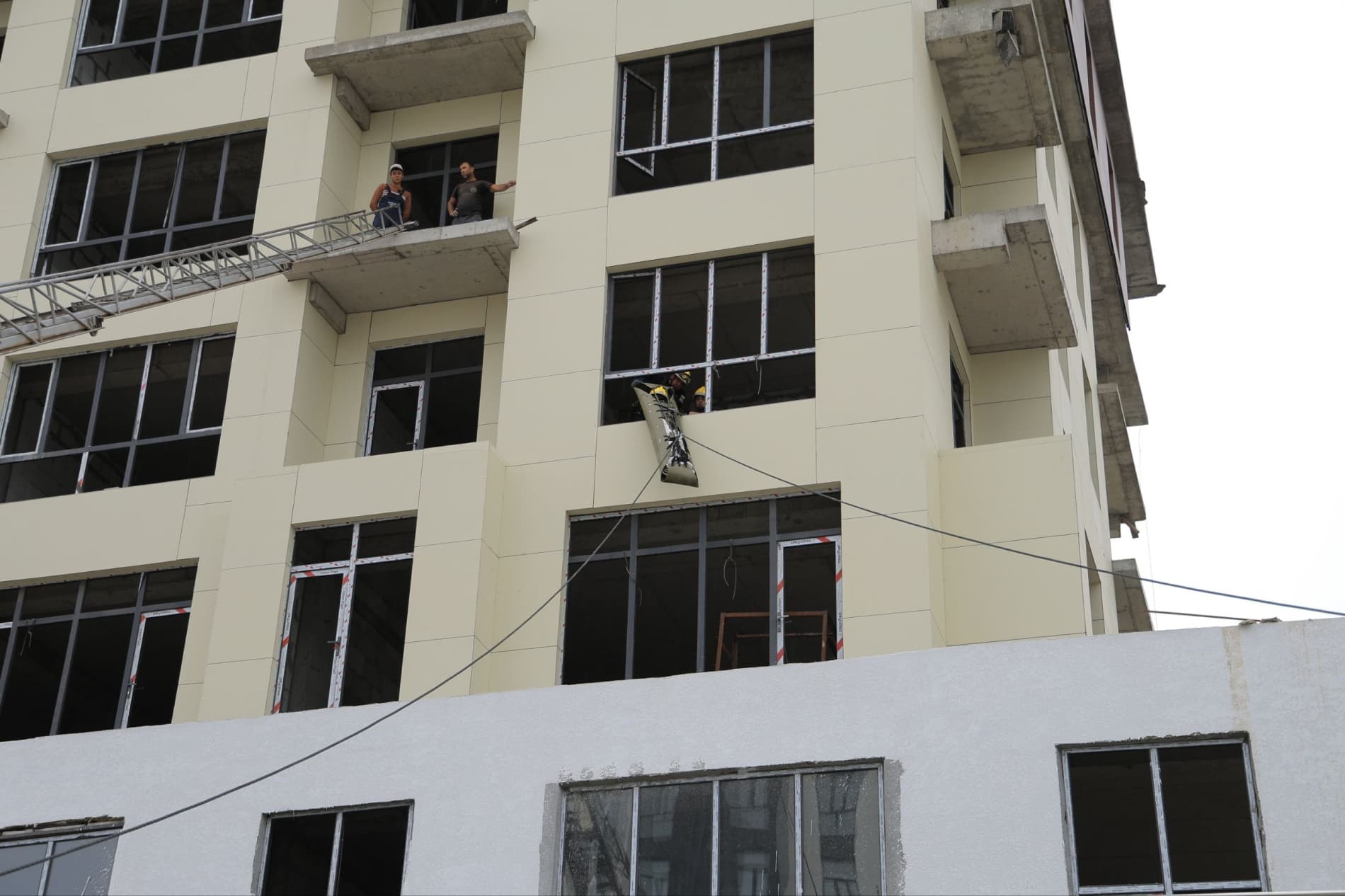 Бухорода "Фавқулодда вазиятларнинг олдини олиш ва фуқаро муҳофазаси" ойлиги доирасида махсус-тактик машқи ўтказилди