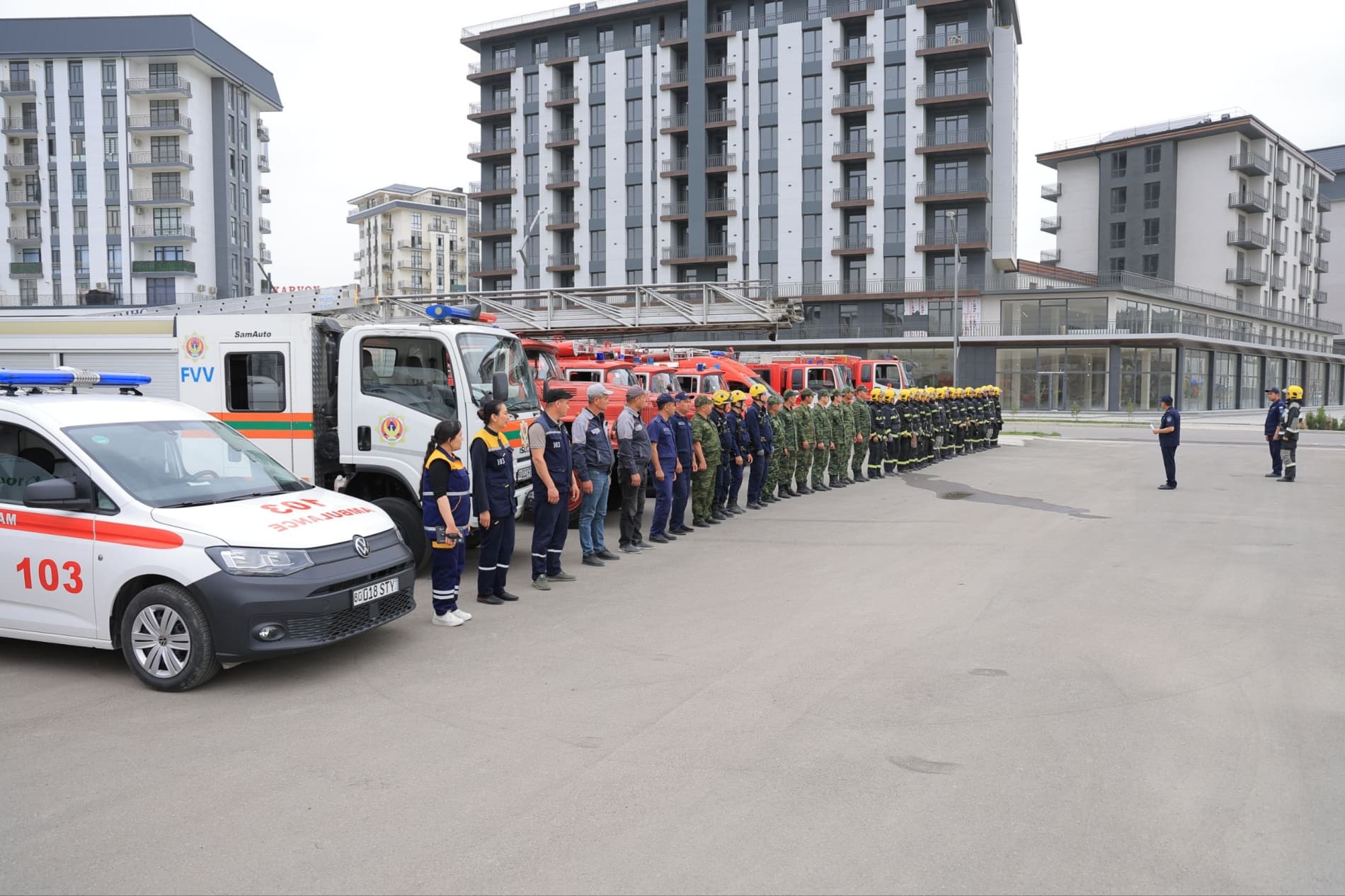Бухорода "Фавқулодда вазиятларнинг олдини олиш ва фуқаро муҳофазаси" ойлиги доирасида махсус-тактик машқи ўтказилди