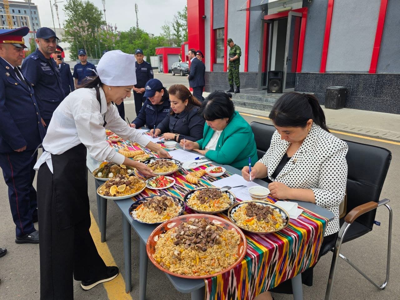 “Yangi O‘zbekistonning ibratli harbiy oilasi” ko‘rik-tanlovining hududiy bosqichi o‘tkazildi