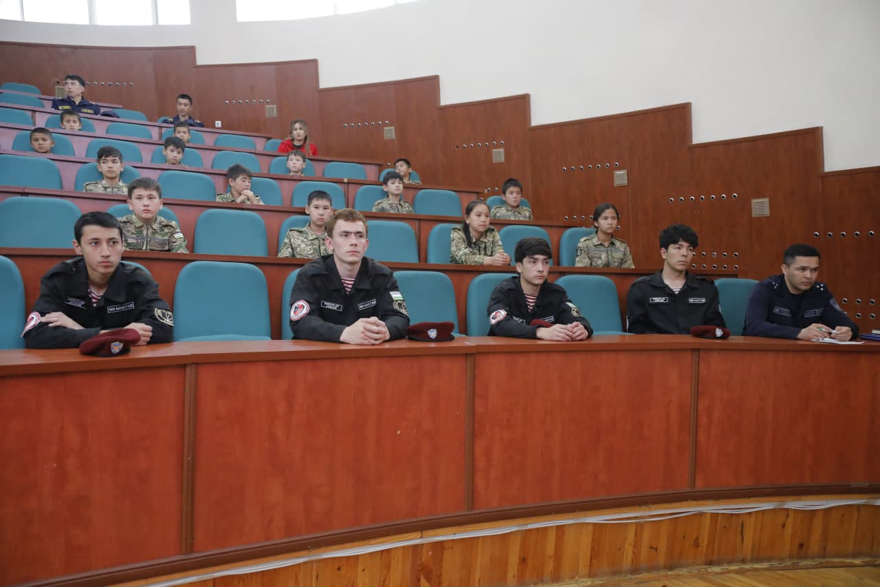 Favqulodda vaziyatlar vazirligi faxriylari ishtirokida "Uch avlod uchrashuvi" tashkil etildi