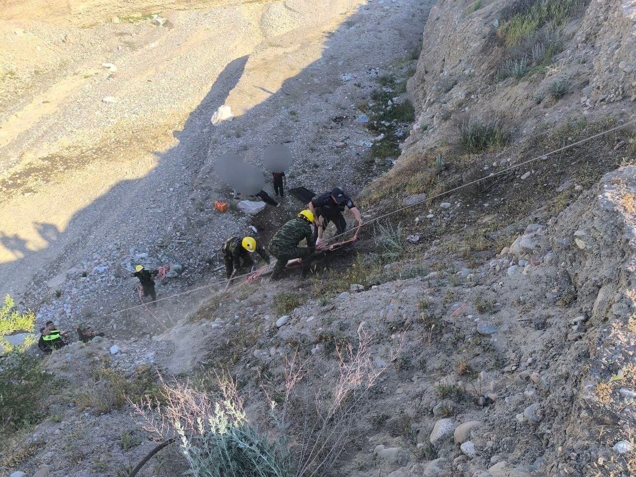 FVV qutqaruvchilari ikki nafar fuqarolarni hayotini saqlab qoldi