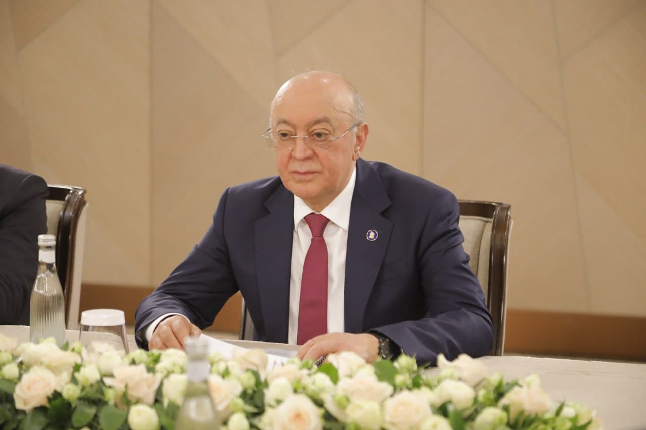 Favqulodda vaziyatlar vaziri Azizbek Ikramov Ozarbayjon FVV rahbari Kamaladdin Geydarov bilan uchrashuv o‘tkazdi