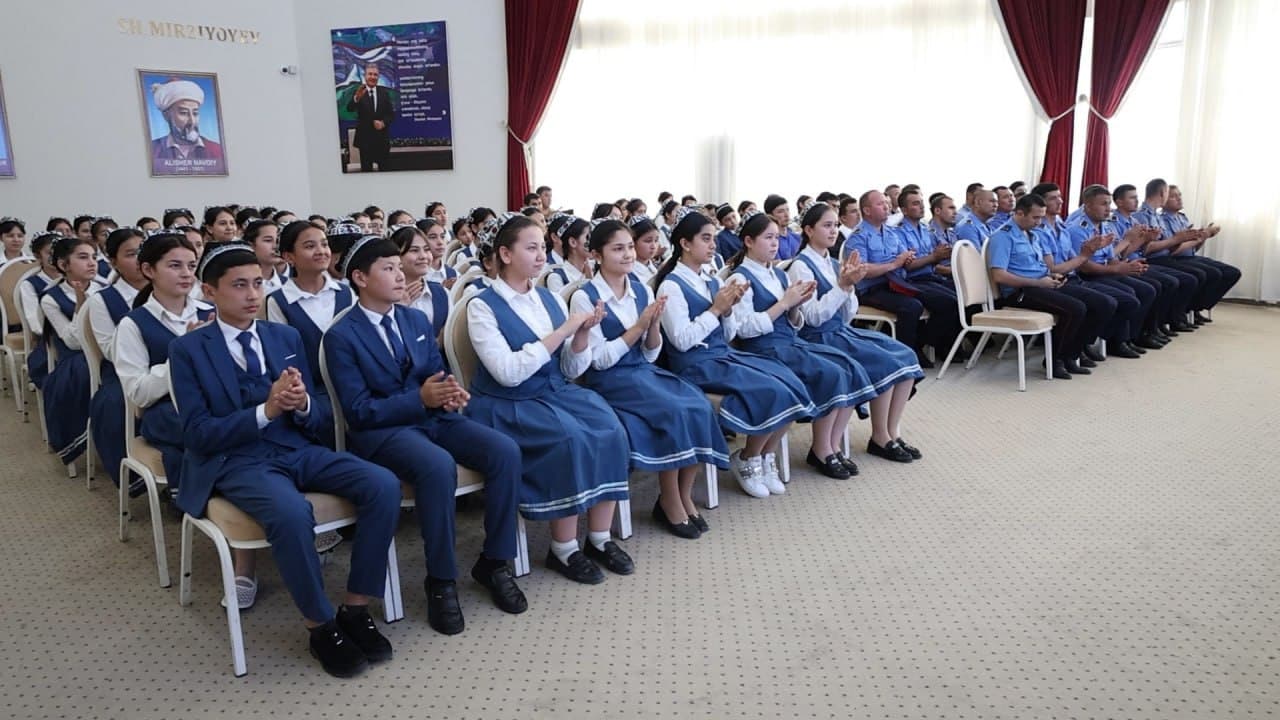 Sirdaryo, Xorazm va Jizzax viloyatlarida “Burch, jasorat, matonat” shiori ostida tashkil etilgan “Uch avlod uchrashuvlari” yuksak ruhda o‘tkazildi