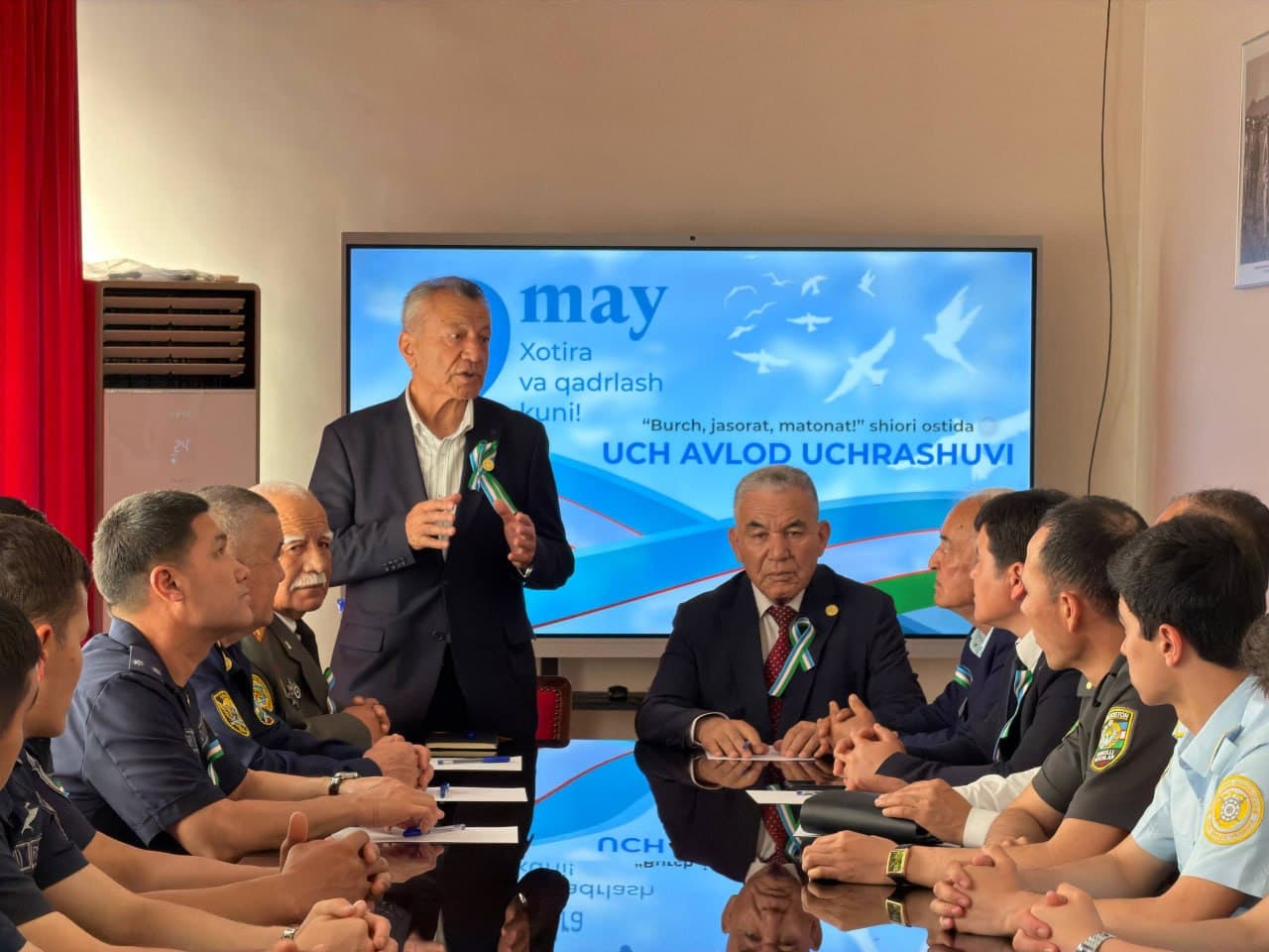 Sirdaryo, Xorazm va Jizzax viloyatlarida “Burch, jasorat, matonat” shiori ostida tashkil etilgan “Uch avlod uchrashuvlari” yuksak ruhda o‘tkazildi