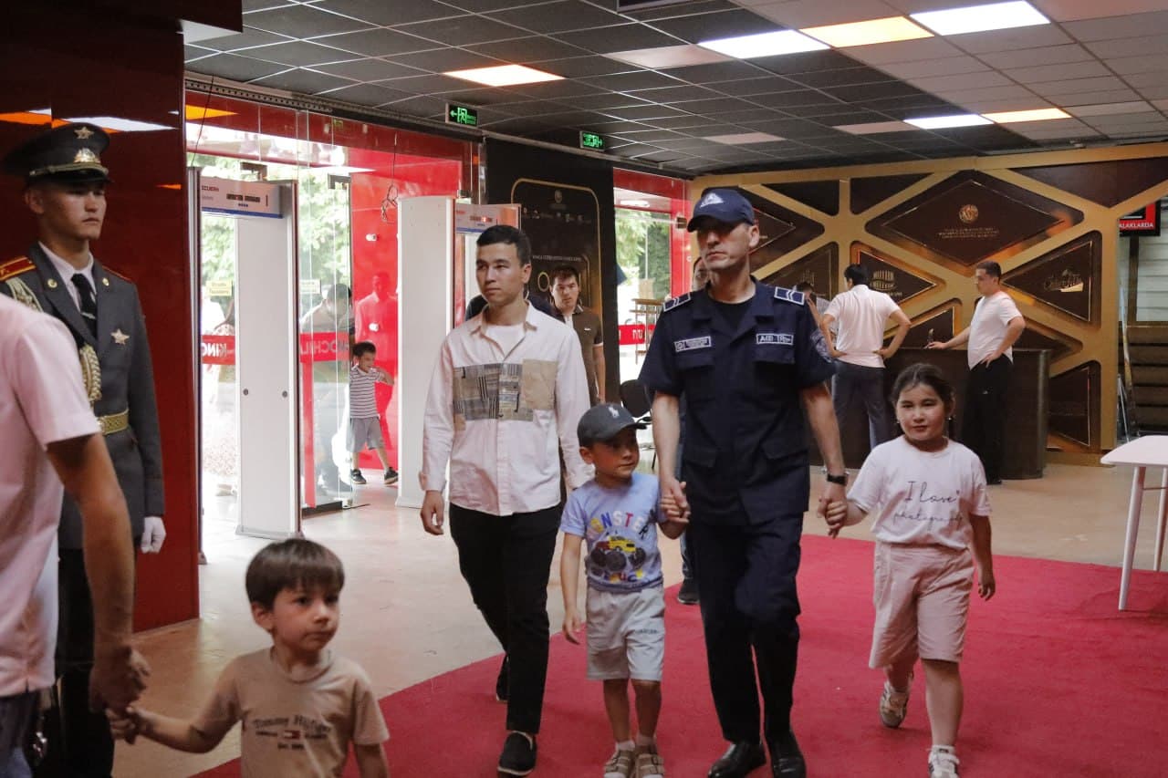 Hozirgina O‘zbekiston Milliy kino san’ati saroyida “O‘ZBEK ARSLONI” badiiy filmining tantanali premyerasi bo‘lib o‘tdi