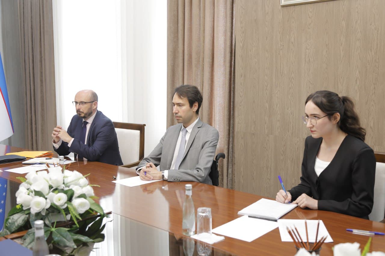 Favqulodda vaziyatlar vaziri Azizbek Ikramov ikki xorijiy davlat favqulodda va muxtor elchilari bilan uchrashuv oʻtkazdi