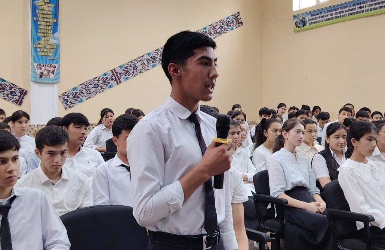 Fargʻona, Andijon va Surxondaryo viloyatlari FVBlarda "Payshanba - Yoshlar kuni" munosabati bilan “Rahbar va yoshlar” uchrashuvi
