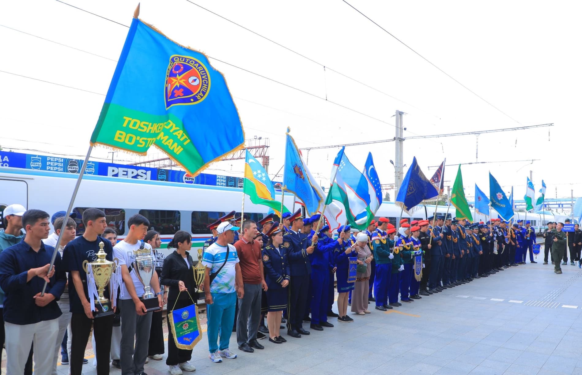 “Yosh qutqaruvchi” musobaqasining respublika bosqichi ishtirokchilari Samarqand shahrida tantanali kutib olindi