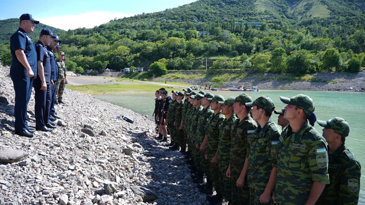 Chorvoq suv omborida gʻovvos-qutqaruvchilarning boshlangʻich kurs amaliy tayyorgarligi olib borildi