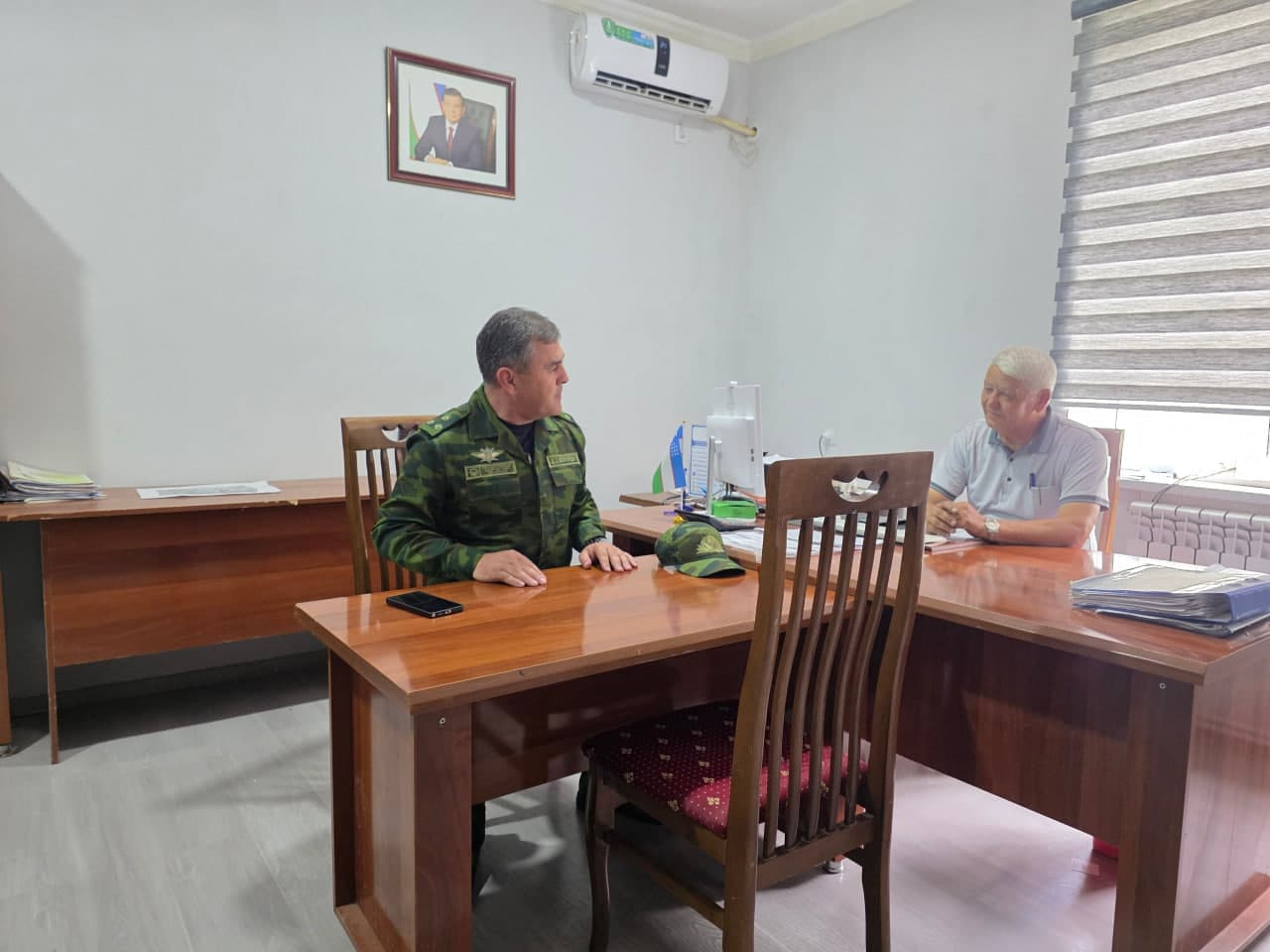 Favqulodda vaziyatlar vaziri oʻrinbosari Sirdaryo viloyatida aholini va hududlarni favqulodda vaziyatlardan muhofaza qilish boʻycha amalga oshirilgan ishlarni oʻrgandi