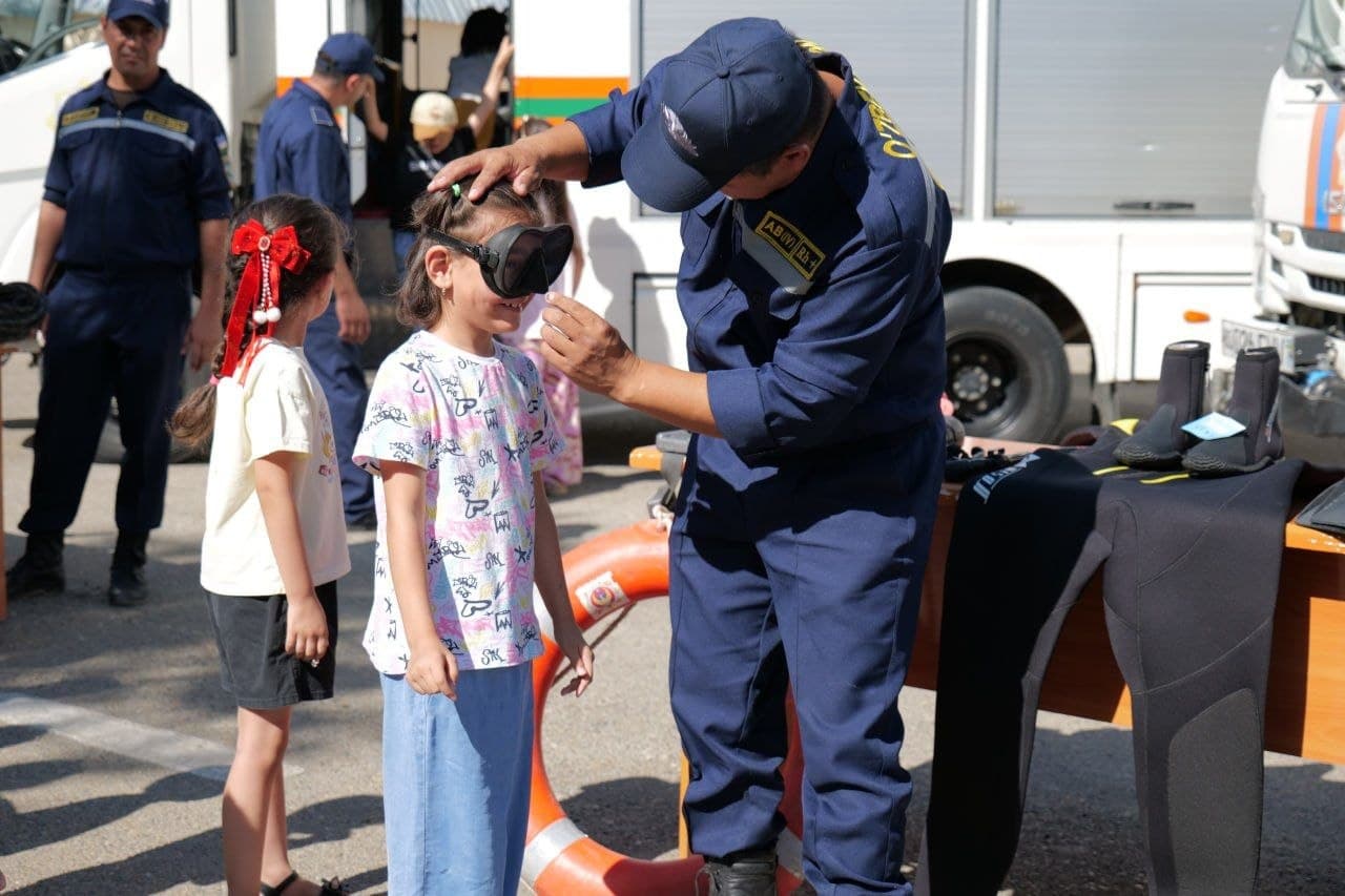 Buxoro viloyati Favqulodda vaziyatlar boshqarmasida harbiy xizmatchilar va ularning oila a’zolari ishtirokida bir qator ma’naviy-ma’rifiy tadbirlar tashkil etildi