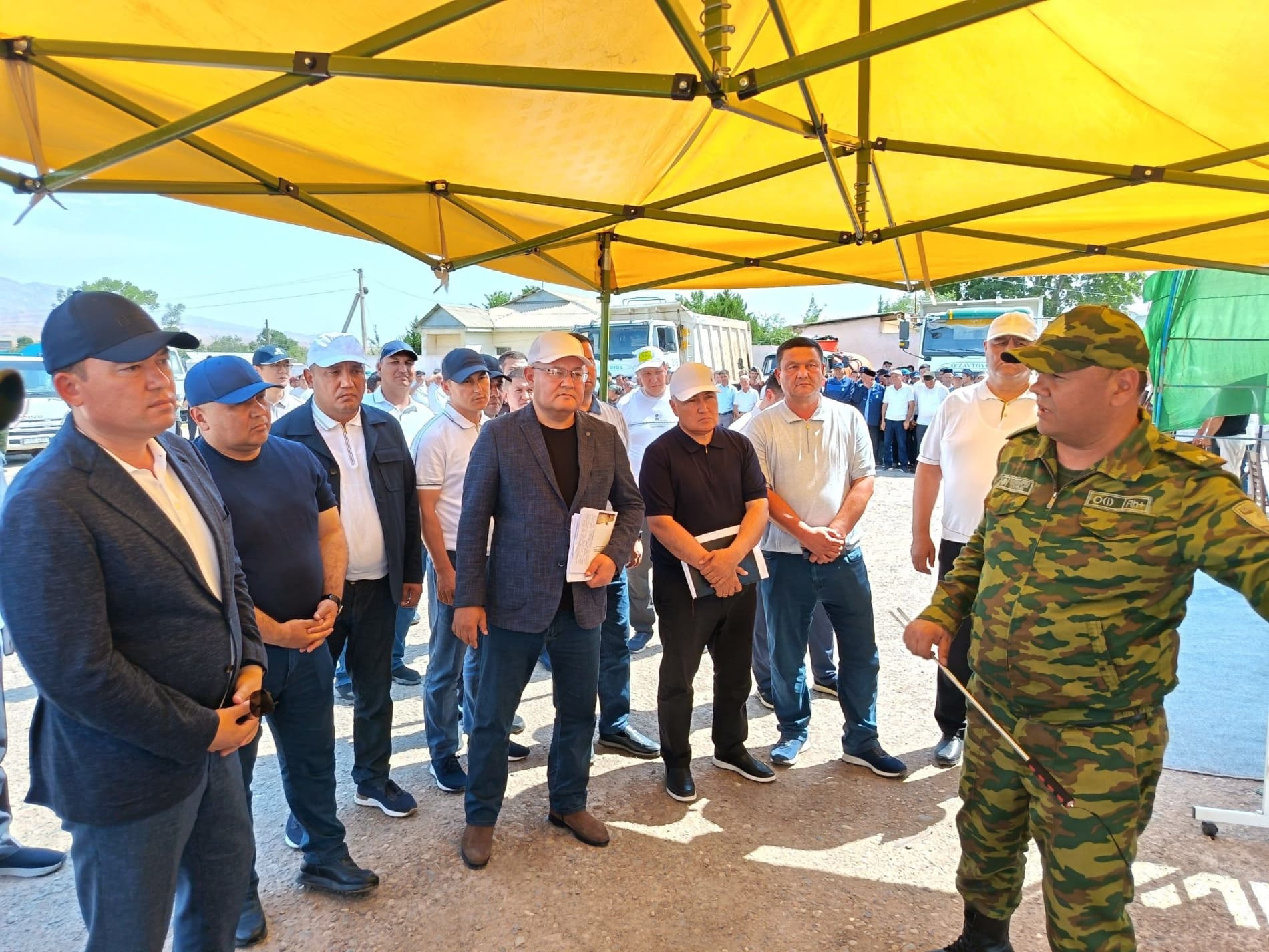 Surxondaryo viloyatining Uzun tumanida sel hodisalari bilan bog‘liq favqulodda vaziyatlarning oldini olish maqsadida qirg‘oq mustahkamlash tadbirlari olib borilmoqda
