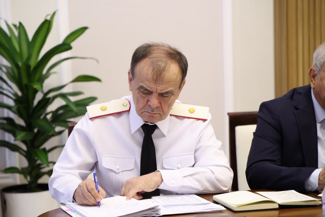 Favqulodda vaziyatlar vaziri general-mayor Azizbek Ikramov faxriylar bilan ochiq muloqot o‘tkazdi