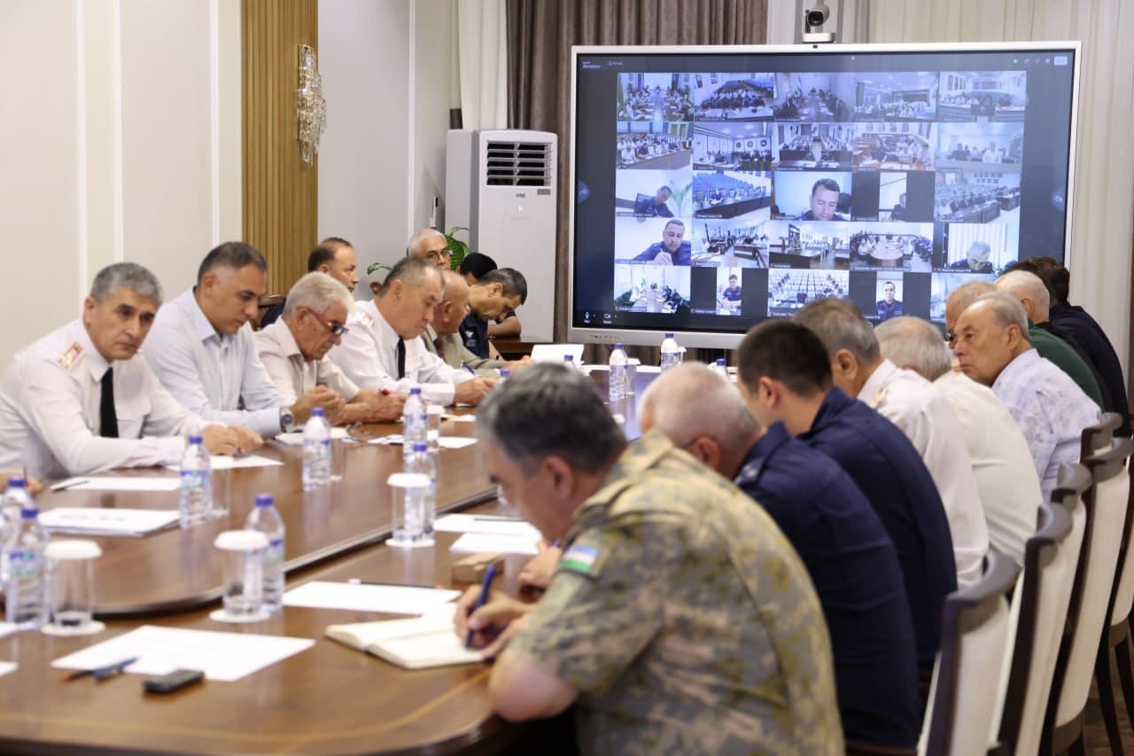 Favqulodda vaziyatlar vaziri general-mayor Azizbek Ikramov faxriylar bilan ochiq muloqot o‘tkazdi
