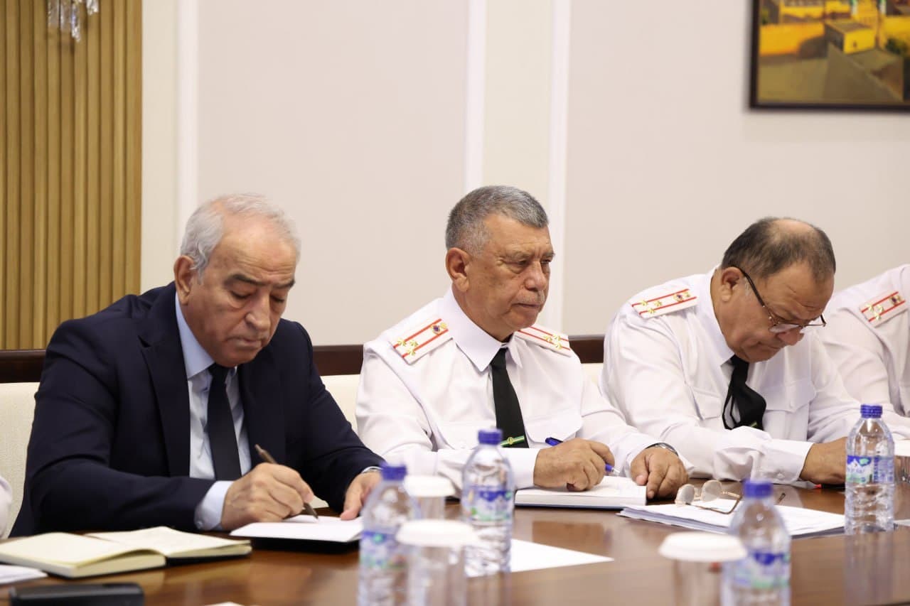 Favqulodda vaziyatlar vaziri general-mayor Azizbek Ikramov faxriylar bilan ochiq muloqot o‘tkazdi