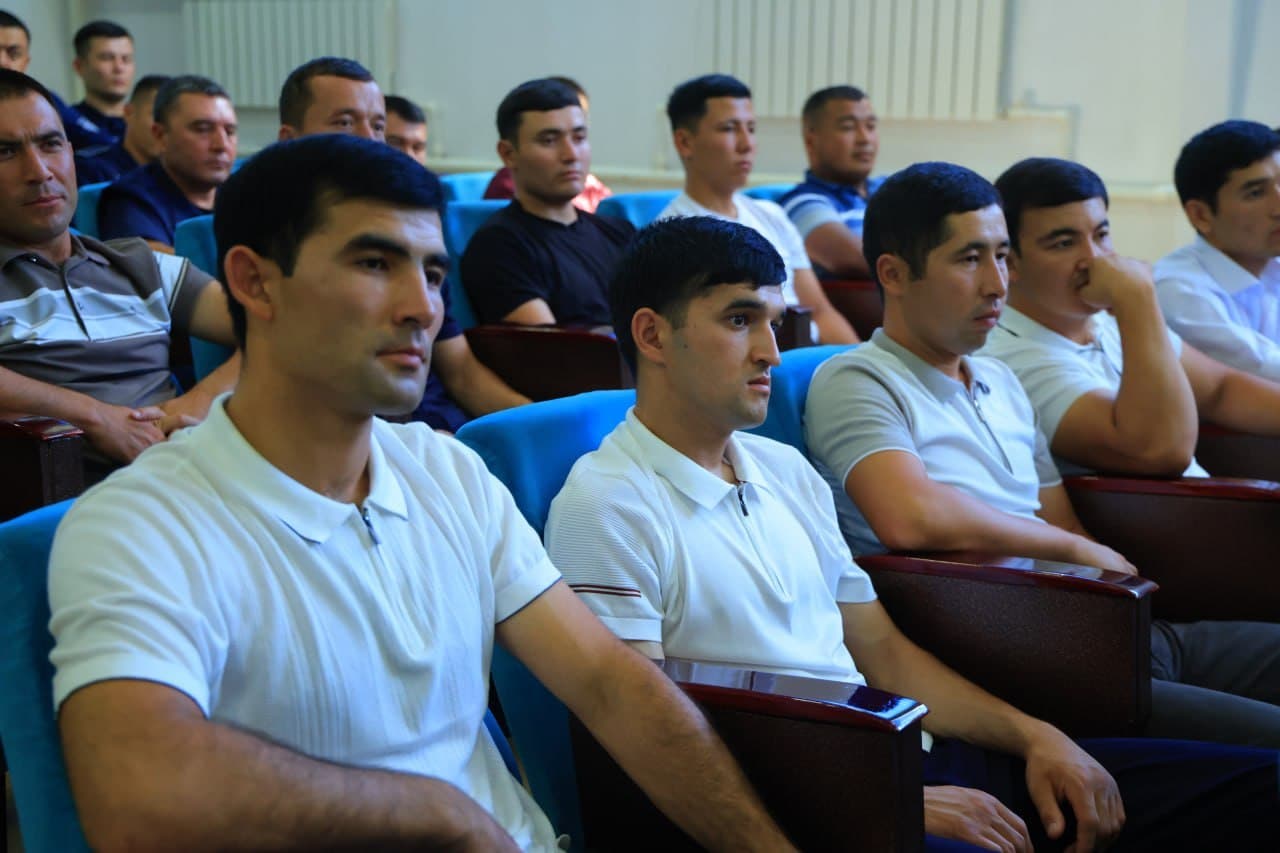 Hududlarda "Yoshlar" kuni munosabati bilan "Rahbar va yoshlar" uchrashuvlari tashkil etildi