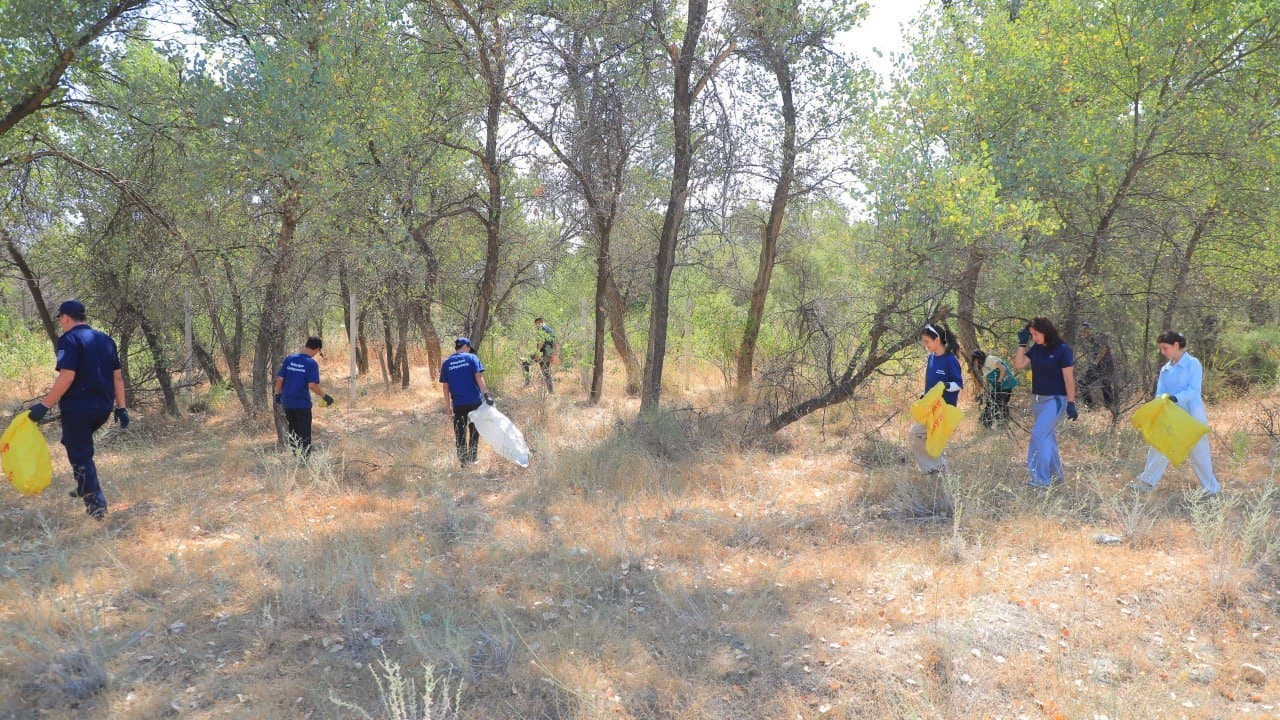 Qutqaruvchi volontyorlar tabiatni yong‘inlardan asrash yo‘lida