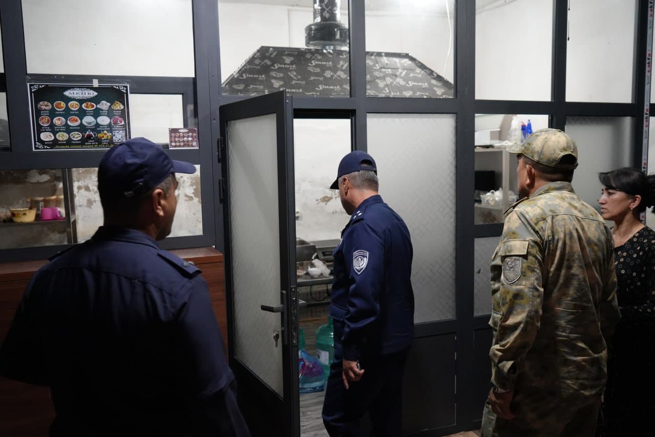 Фавқулодда вазиятлар вазирининг биринчи ўринбосари Қашқадарё вилоятидаги бозорларда ёнғин хавфсизлиги ҳолатини ўрганди
