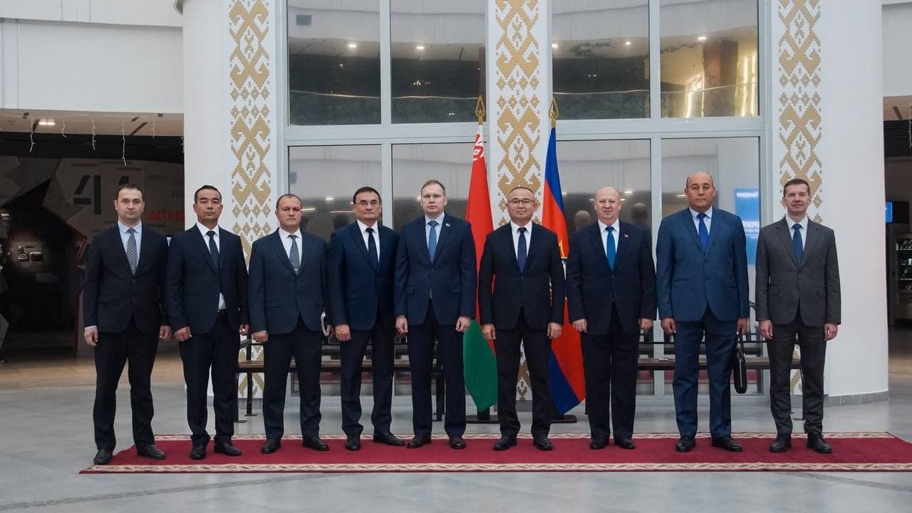 В заключительный день визита делегация МЧС Узбекистана во главе с министром Азизбеком Икрамовым посетила очередные объекты белорусского спасательного ведомства