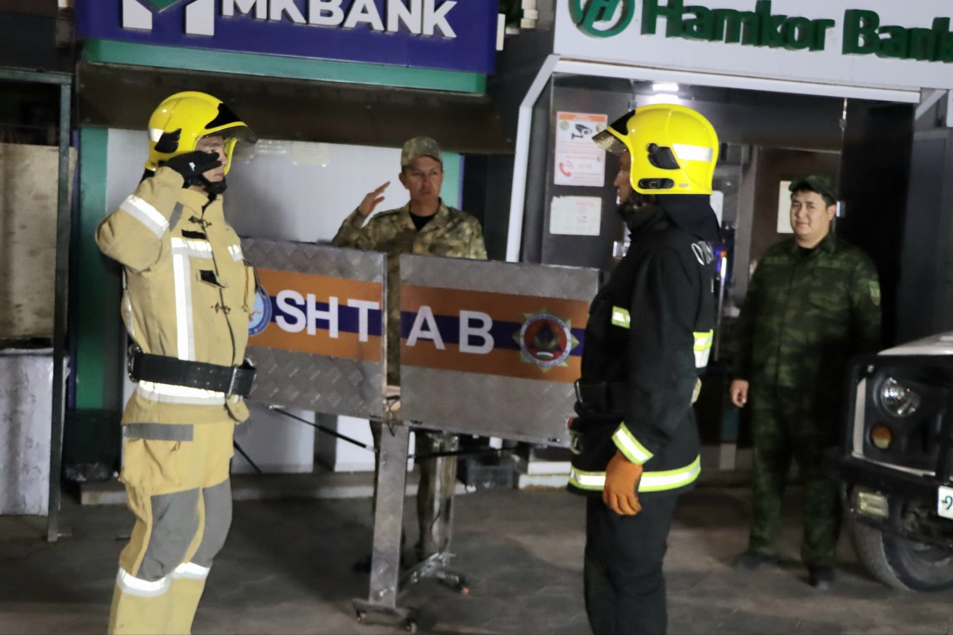 Qoraqalpog‘iston Respublikasi FVB tomonidan "Nukus dehqon bozori" AJda favqulodda vaziyatlarning oldini olish va oqibatlarini bartaraf etish maqsadida maxsus-taktik o‘quv mashg‘ulotlari o‘tkazildi
