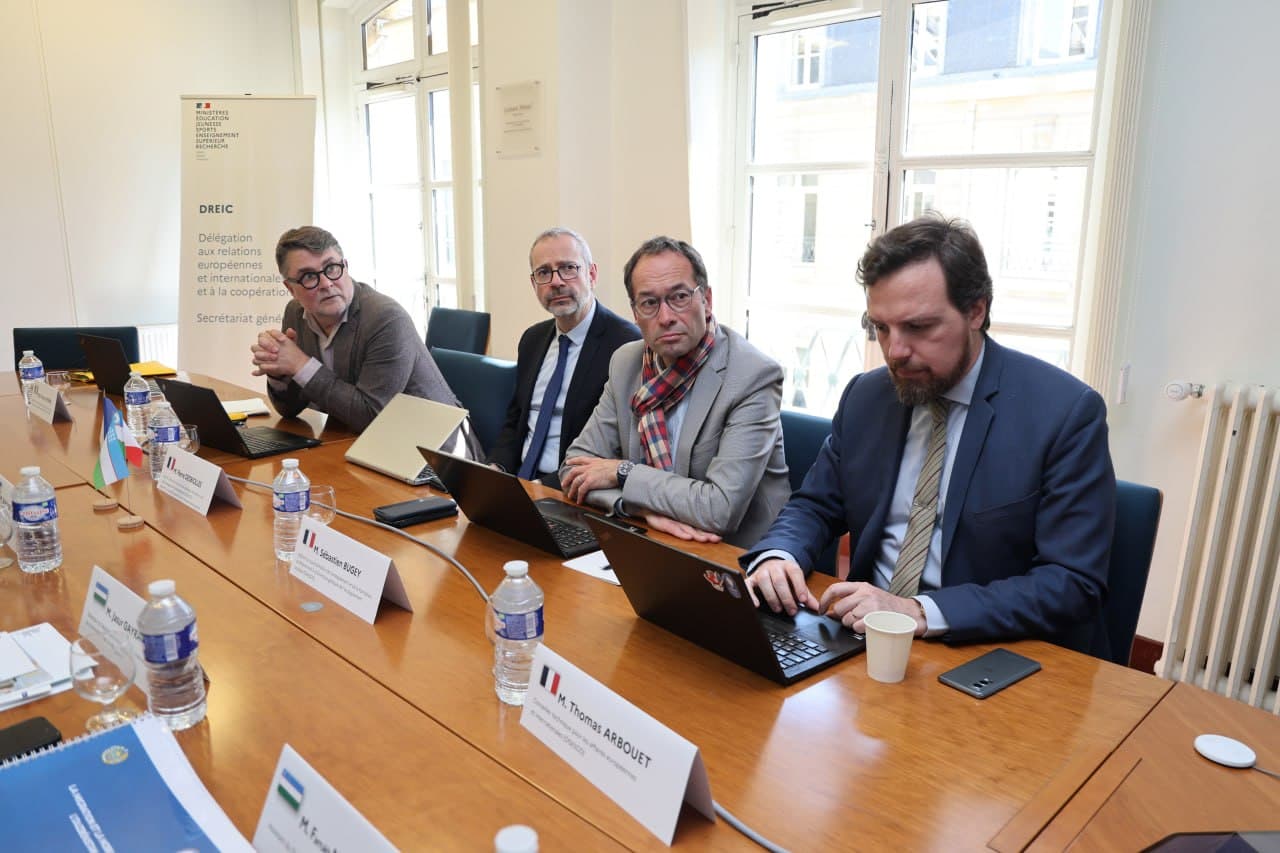 Сотрудничество с Францией