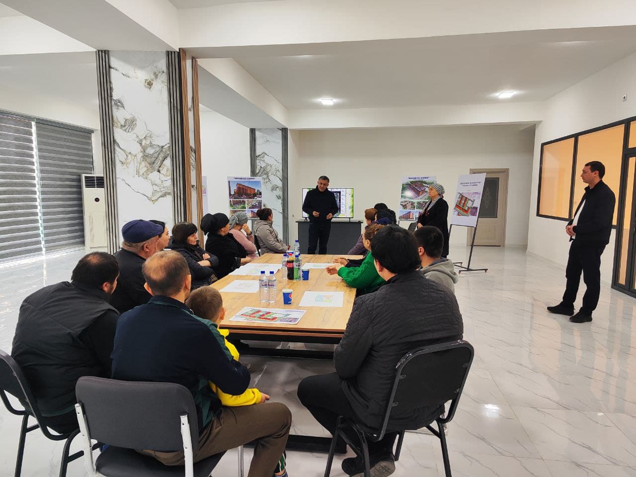 В махалле «Маданият» состоялась встреча по вопросам обновления жилищных условий