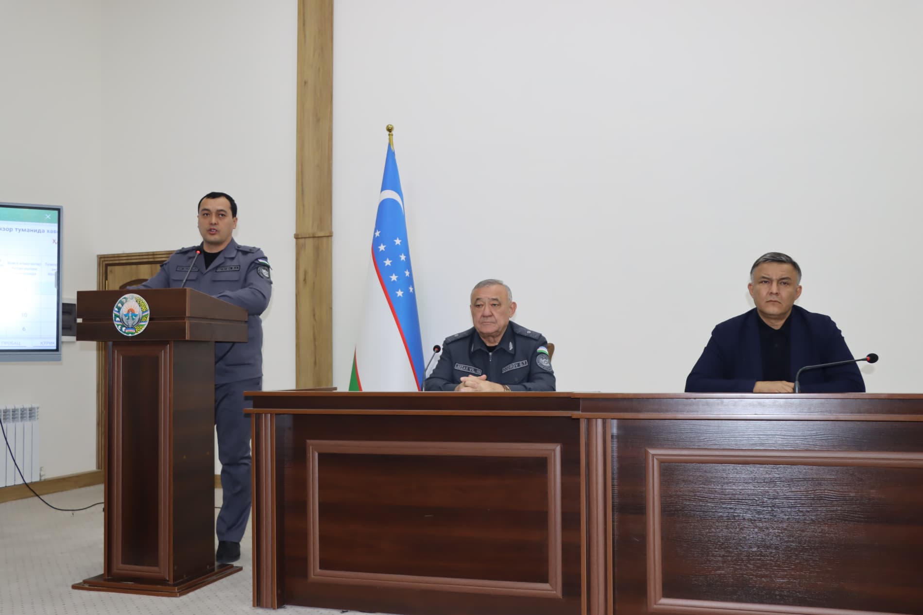 Обсуждены вопросы создания безопасной среды и обеспечения стабильности в махаллях