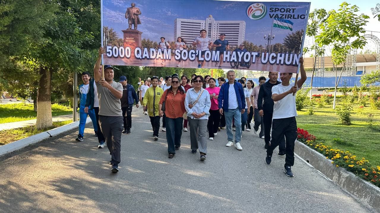 Jizzaxda Salomatlik Bayrami: 5000 Qadam va Barkamollik Sari
