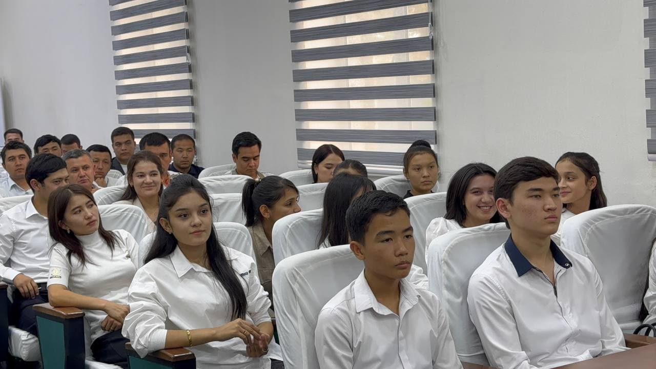 Hokim va yoshlar uchrashuvi