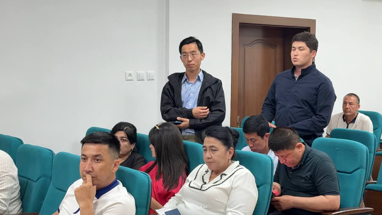 Sanoat kooperatsiyasida yangi bosqich: Sharof Rashidov tumanida muhim yig‘ilish o‘tkazildi