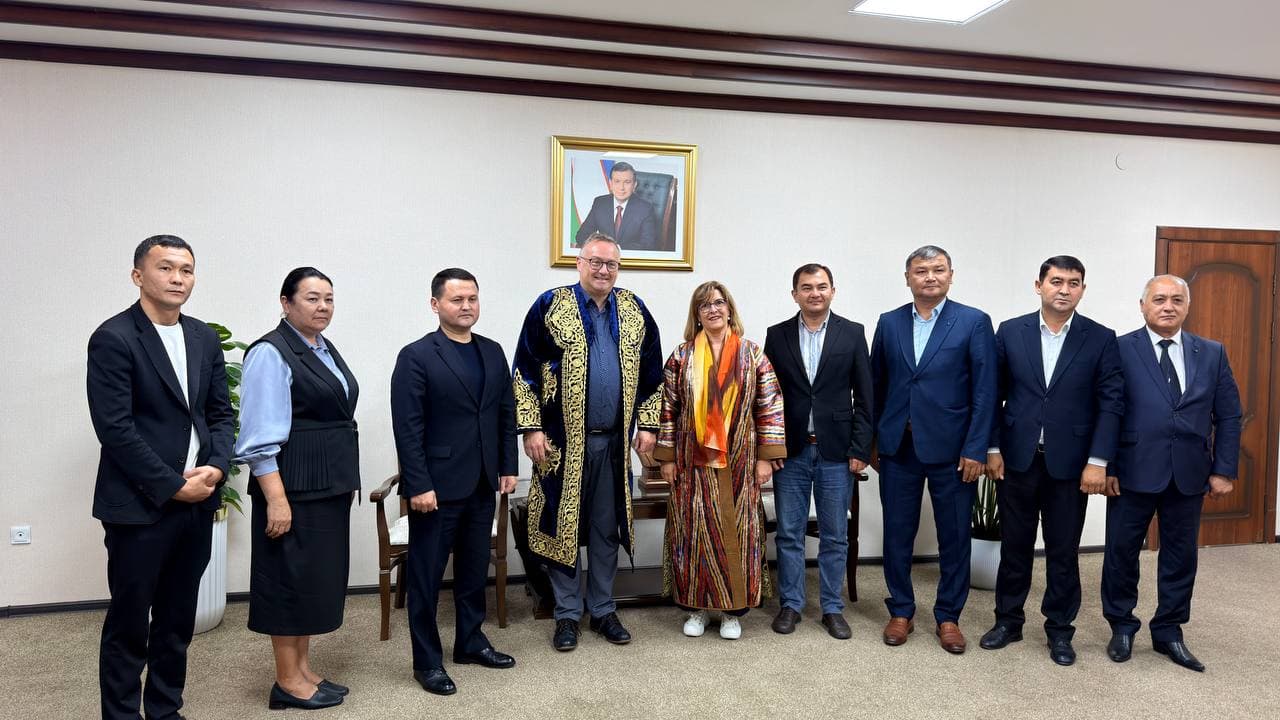 Sharof Rashidov tumani hokimligida Germaniyaning ZAW-Leipzig ijrochi direktori doktor Matias Mayer boshchiligidagi delegatsiya bilan uchrashuv bo‘lib o‘tdi