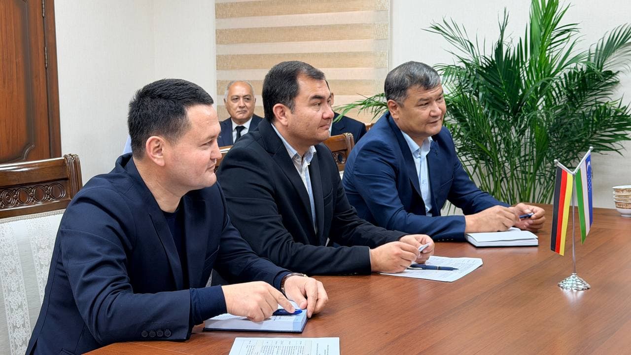 Sharof Rashidov tumani hokimligida Germaniyaning ZAW-Leipzig ijrochi direktori doktor Matias Mayer boshchiligidagi delegatsiya bilan uchrashuv bo‘lib o‘tdi