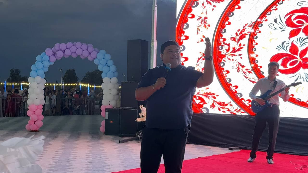 Sharof Rashidov tumanida Yoshlar kuni munosabati bilan tantanali bayram tadbiri bo‘lib o‘tdi