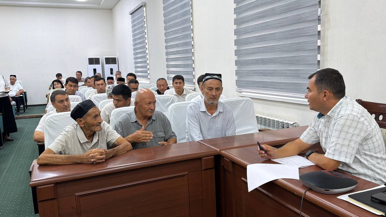 ШАРОФ РАШИДОВ ТУМАНИ ҲОКИМИНИНГ НАВБАТДАГИ ФУҚАРОЛАР ҚАБУЛИ ЎТКАЗИЛДИ