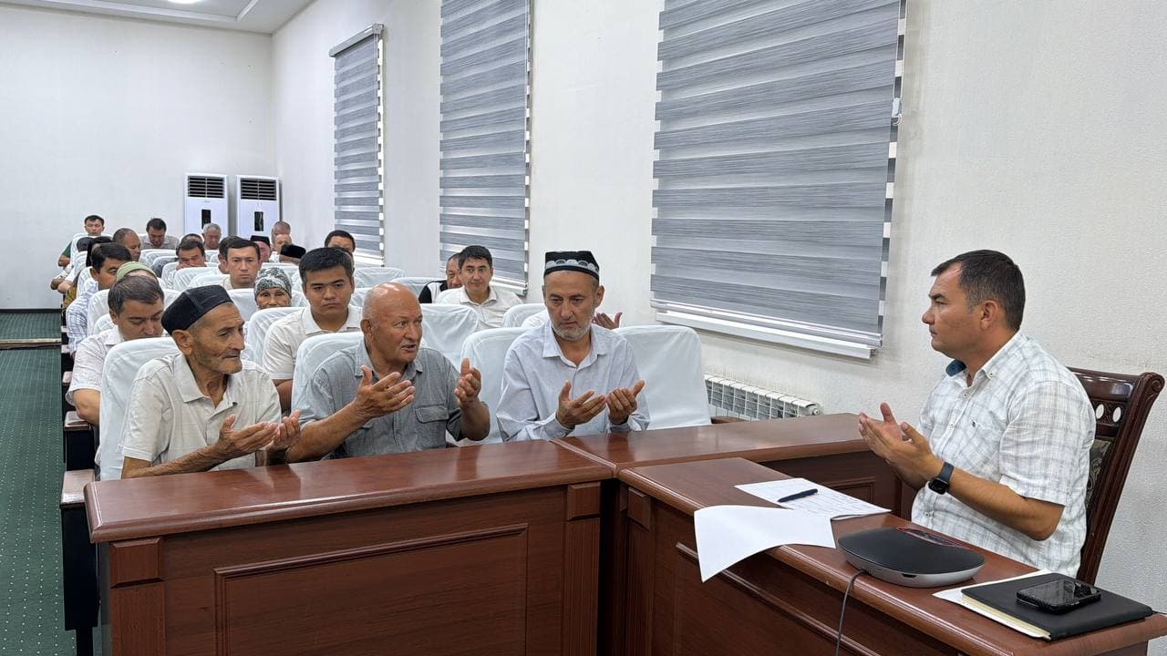 ШАРОФ РАШИДОВ ТУМАНИ ҲОКИМИНИНГ НАВБАТДАГИ ФУҚАРОЛАР ҚАБУЛИ ЎТКАЗИЛДИ