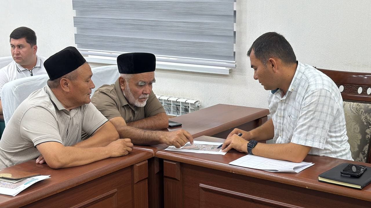 Sharof Rashidov tumanida fuqarolar qabullari o‘tkazildi