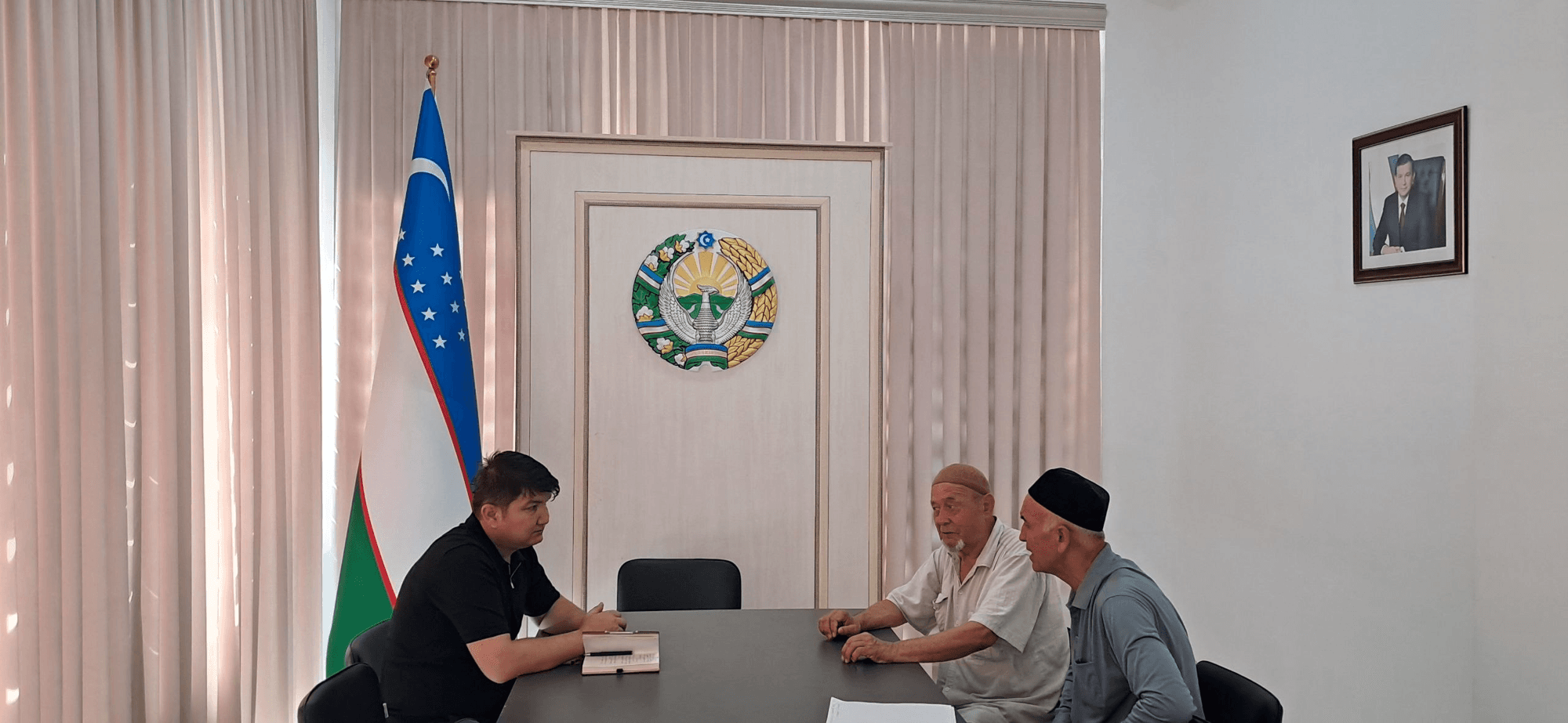 Sharof Rashidov tumanida fuqarolar qabuli o‘tkazilmoqda