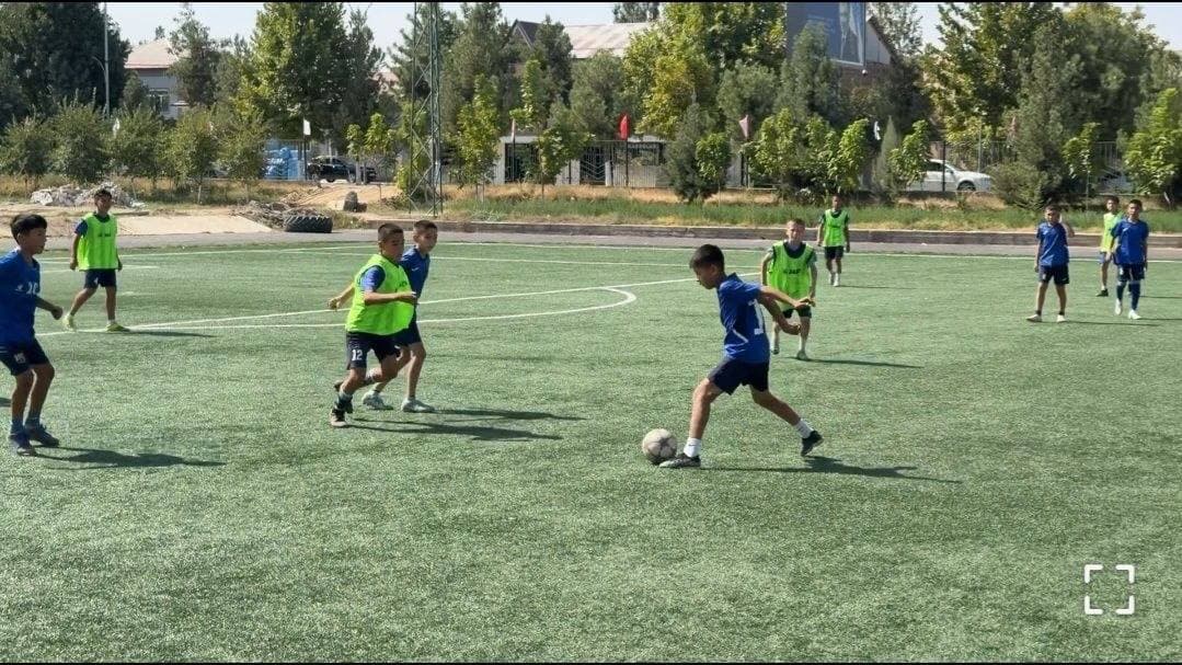«ПАЙШАНБА — ЁШЛАР КУНИ» ДОИРАСИДА «РАҲБАР ВА ЁШЛАР» УЧРАШУВИ