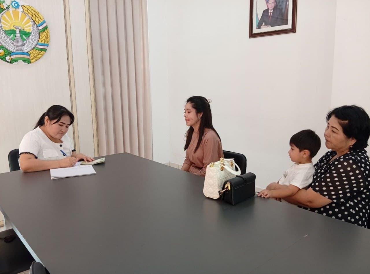 SHAROF RASHIDOV TUMANIDA HAR HAFTA FUQAROLAR QABULI O‘TKAZILMOQDA